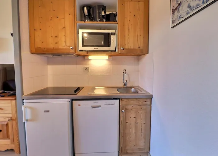 2 Pièces Confortables, Skis Aux Pieds, Proche Des Commerces - Fr-1-182a-8 Courchevel