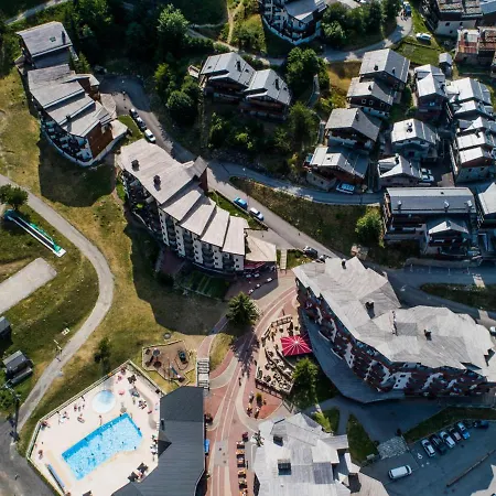 2 Pieces Confortables, Skis Aux Pieds, Proche Des Commerces - Fr-1-182a-8 Courchevel